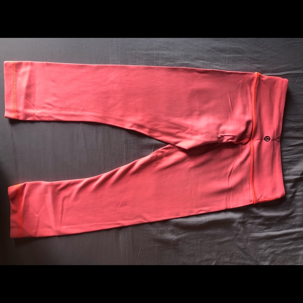 Size 4 lululemon wunder under crop